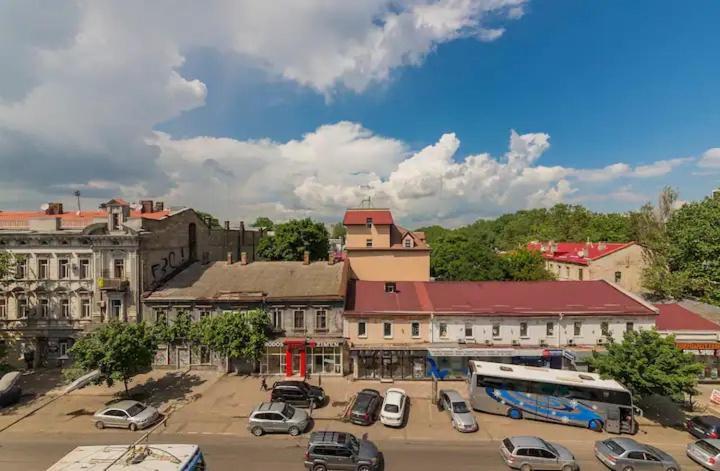 Comfortable Apartment In The Centre Odessa Extérieur photo